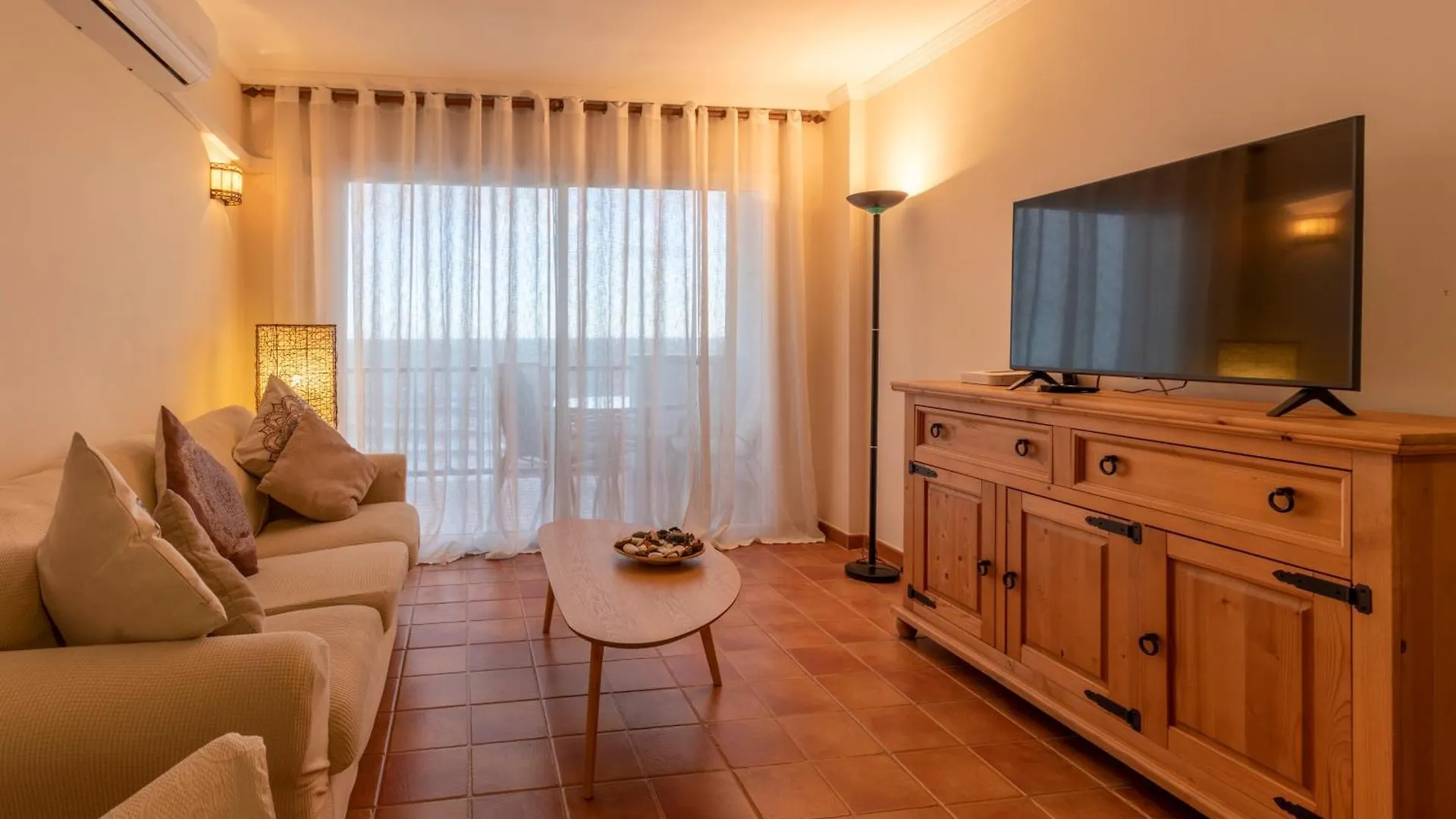 Apartment Rentitspain Apartamento Arce 13 Balcon Con Vista Al Mar Nerja