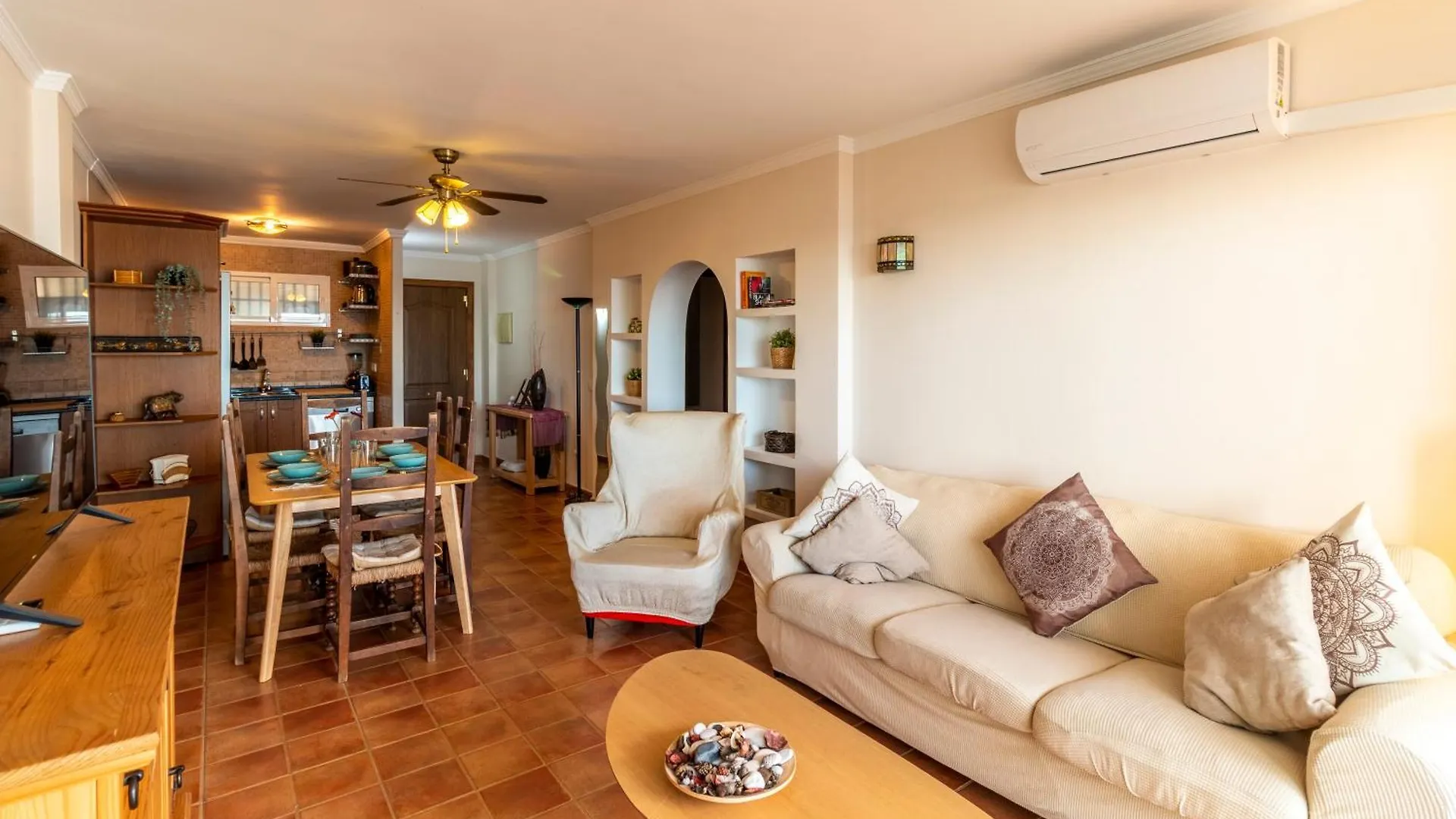 Apartment Rentitspain Apartamento Arce 13 Balcon Con Vista Al Mar Nerja