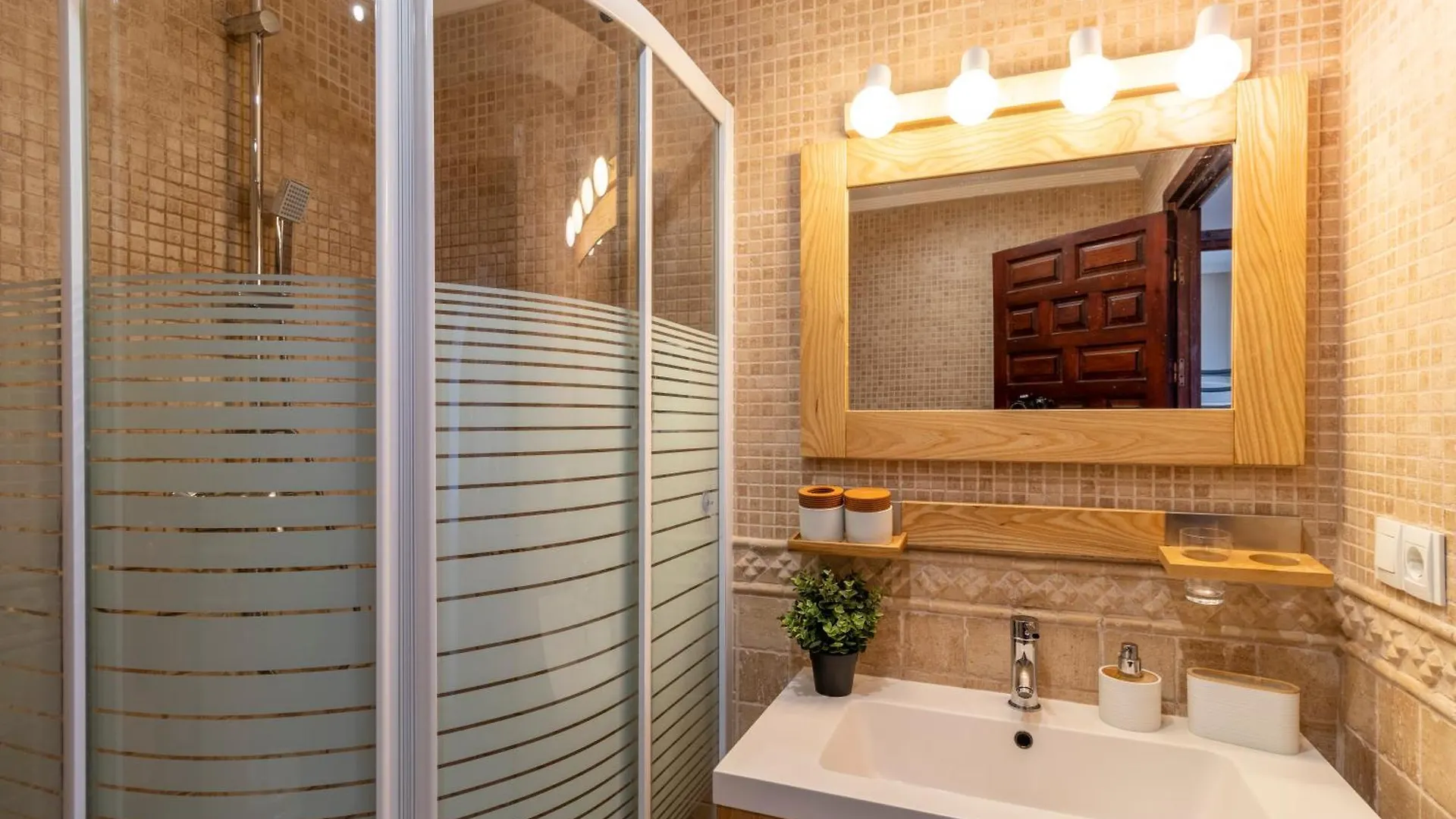 Rentitspain Apartamento Arce 13 Balcon Con Vista Al Mar Nerja 0*,